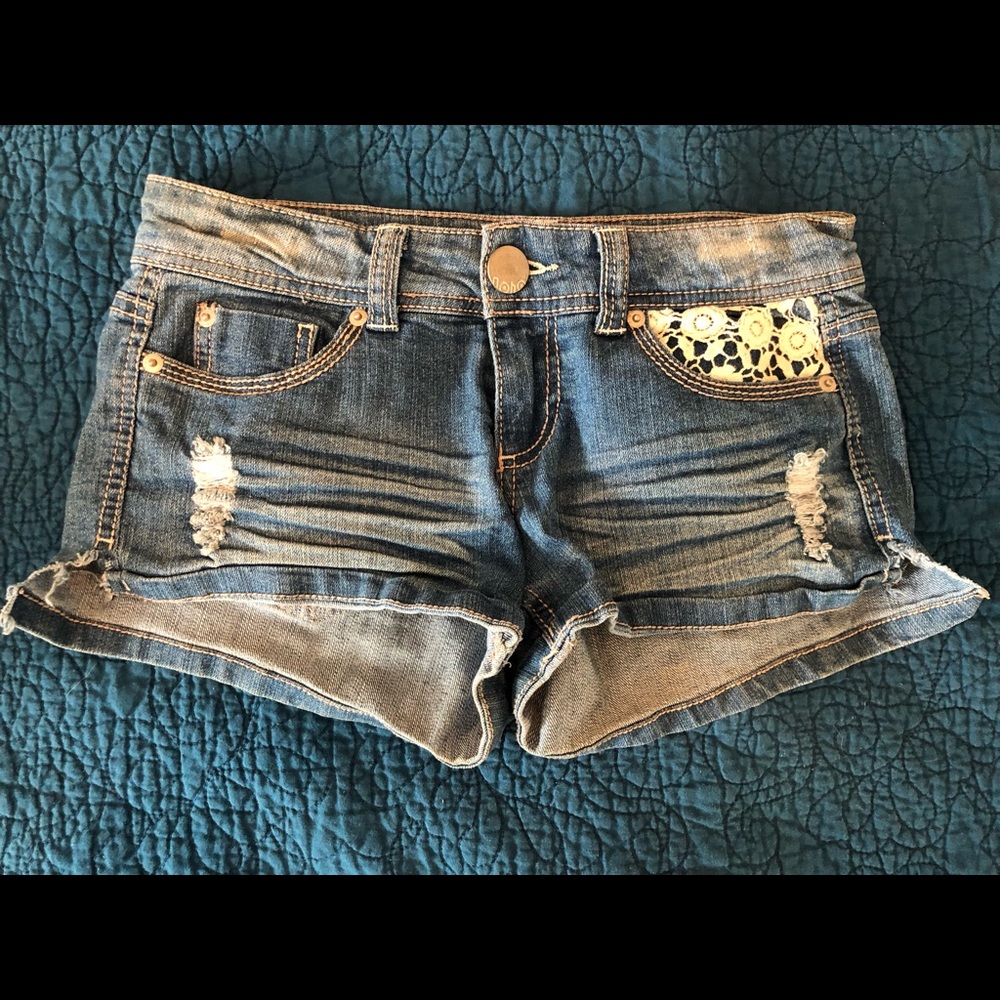 Women’s jean shorts
